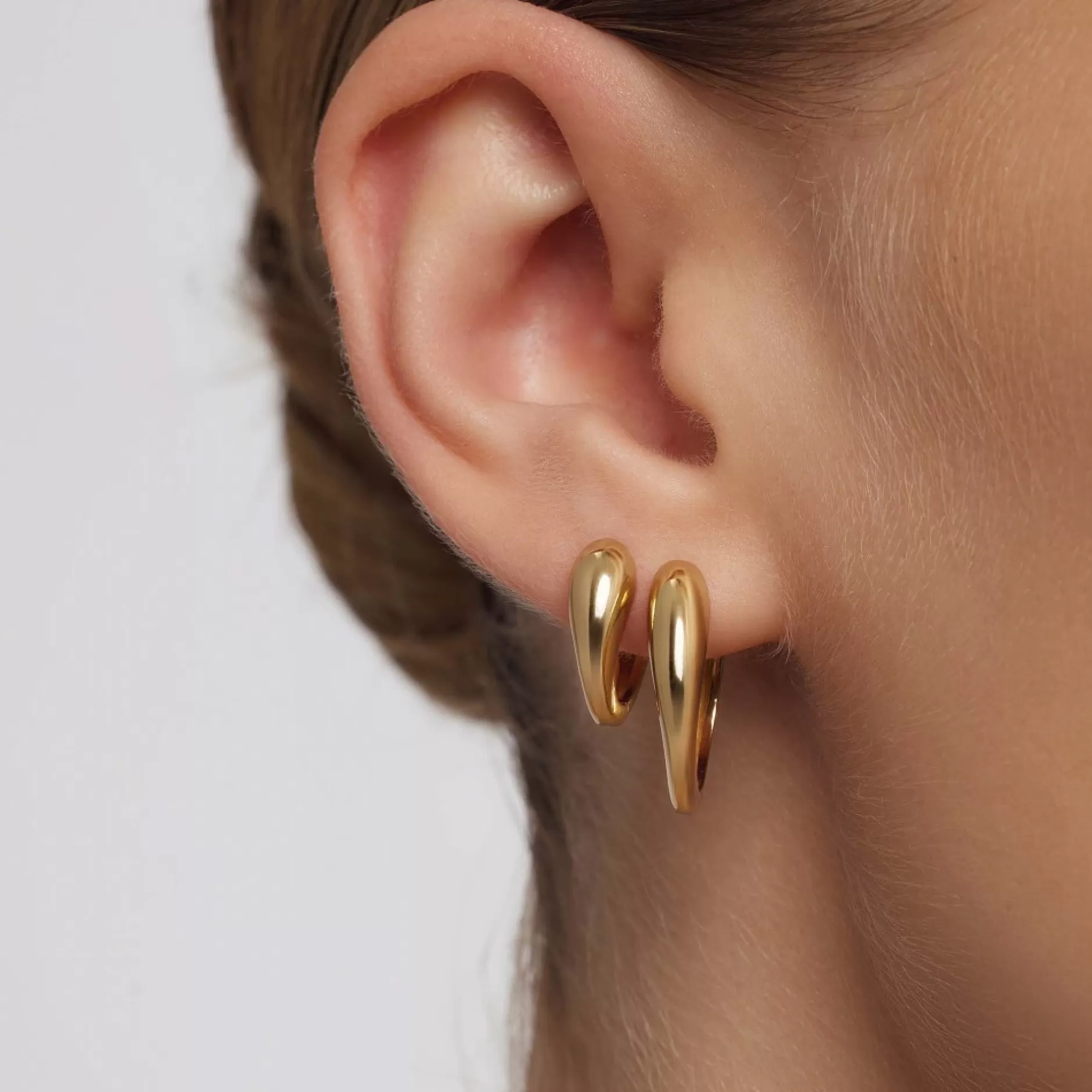 Eline Rosina Oorbellen^Allure Hoops Gold Plated Sterling Zilver