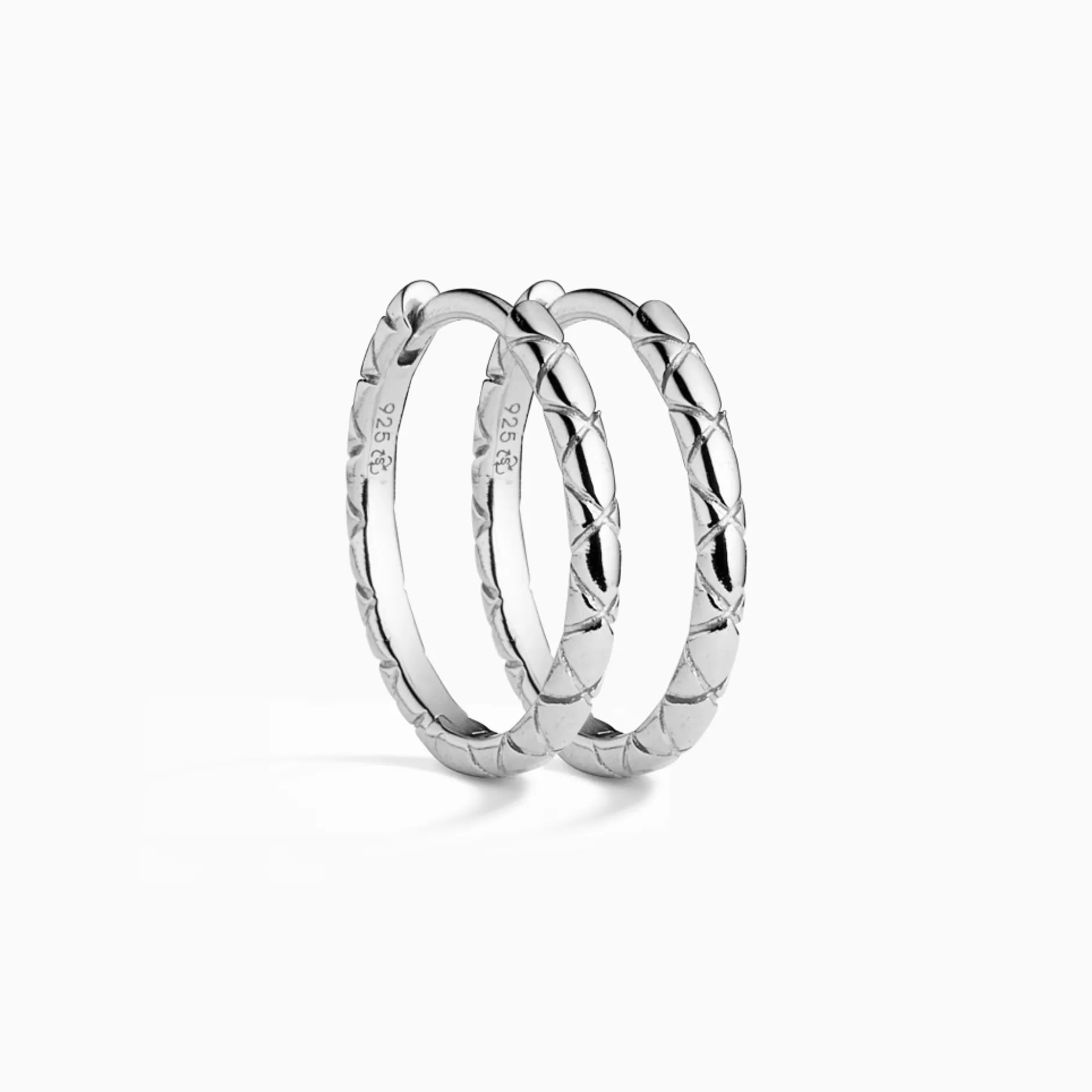 Eline Rosina Oorbellen^Essential Snake Huggies (L) Sterling Zilver