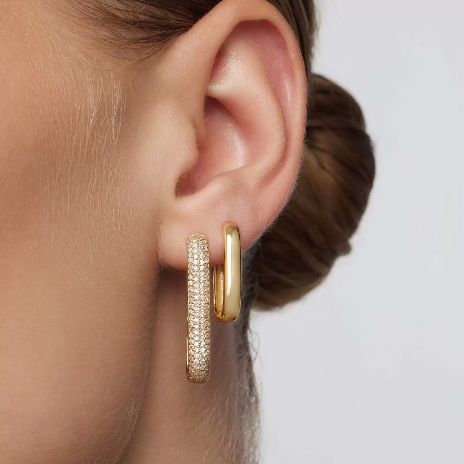 Eline Rosina Oorbellen^Large Icon Pave Hoops Gold Plated Sterling Zilver