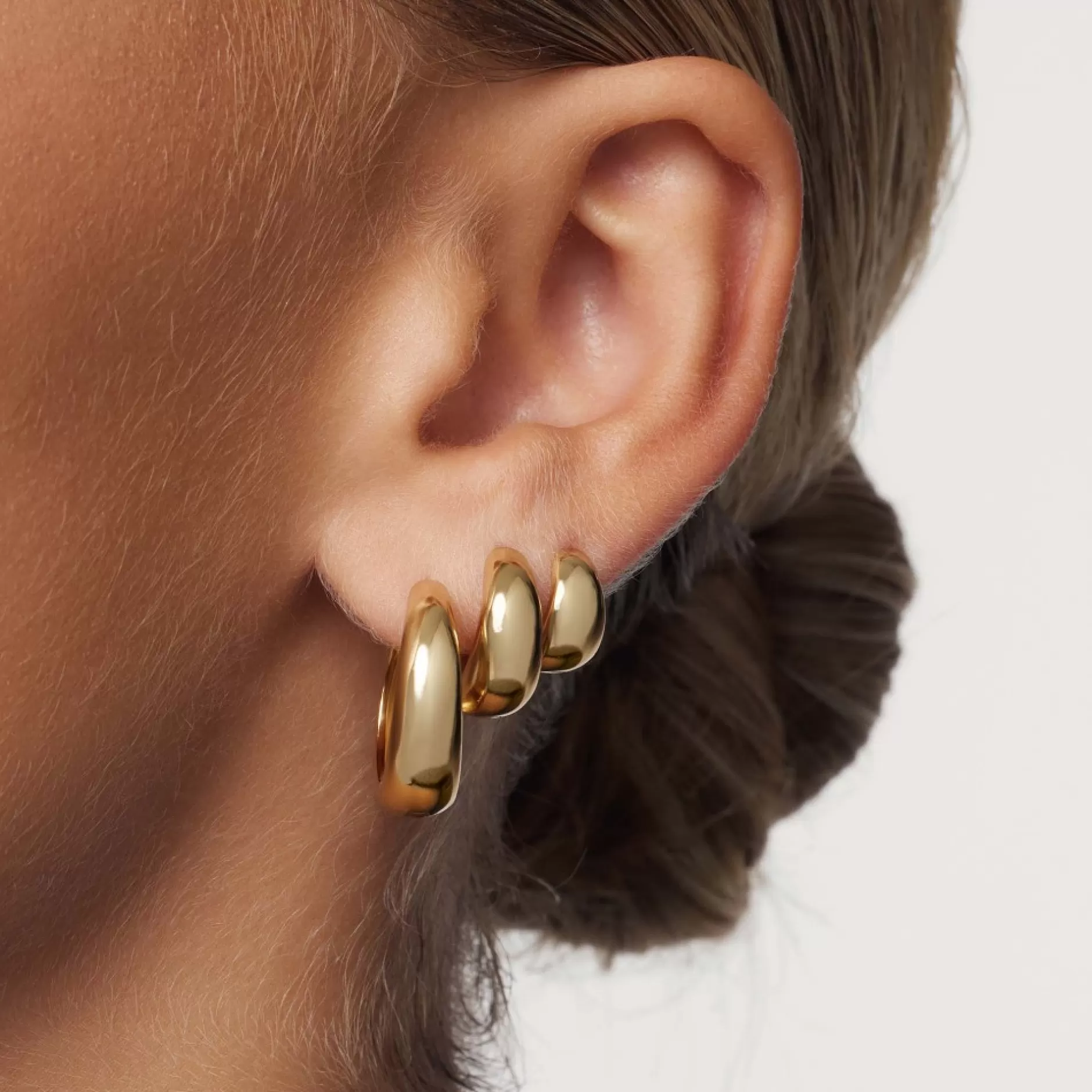 Eline Rosina Oorbellen^Rue Statement Hoops Gold Plated Sterling Zilver